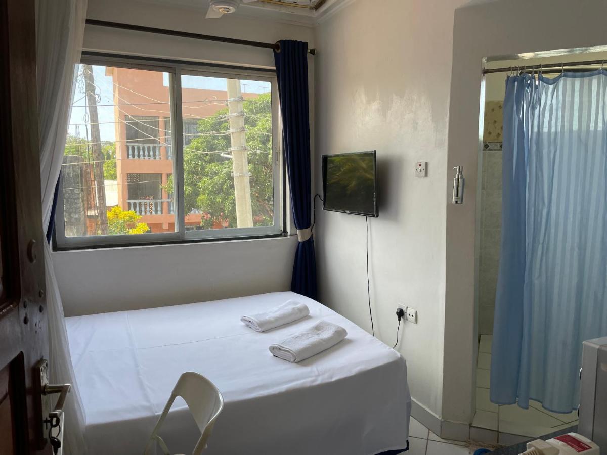 מומבסה Royal Palms Apartment A4 מראה חיצוני תמונה