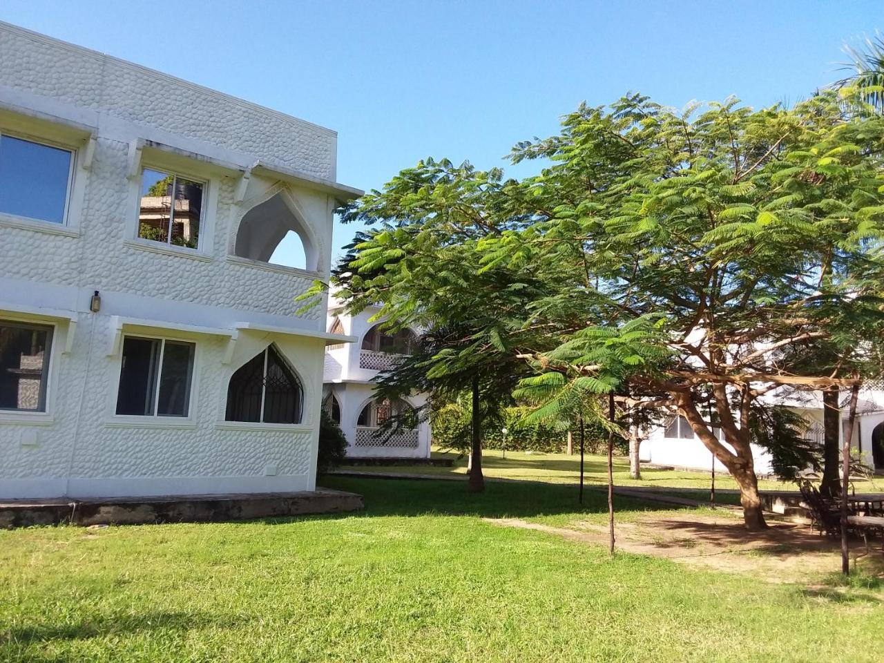מומבסה Royal Palms Apartment A4 מראה חיצוני תמונה